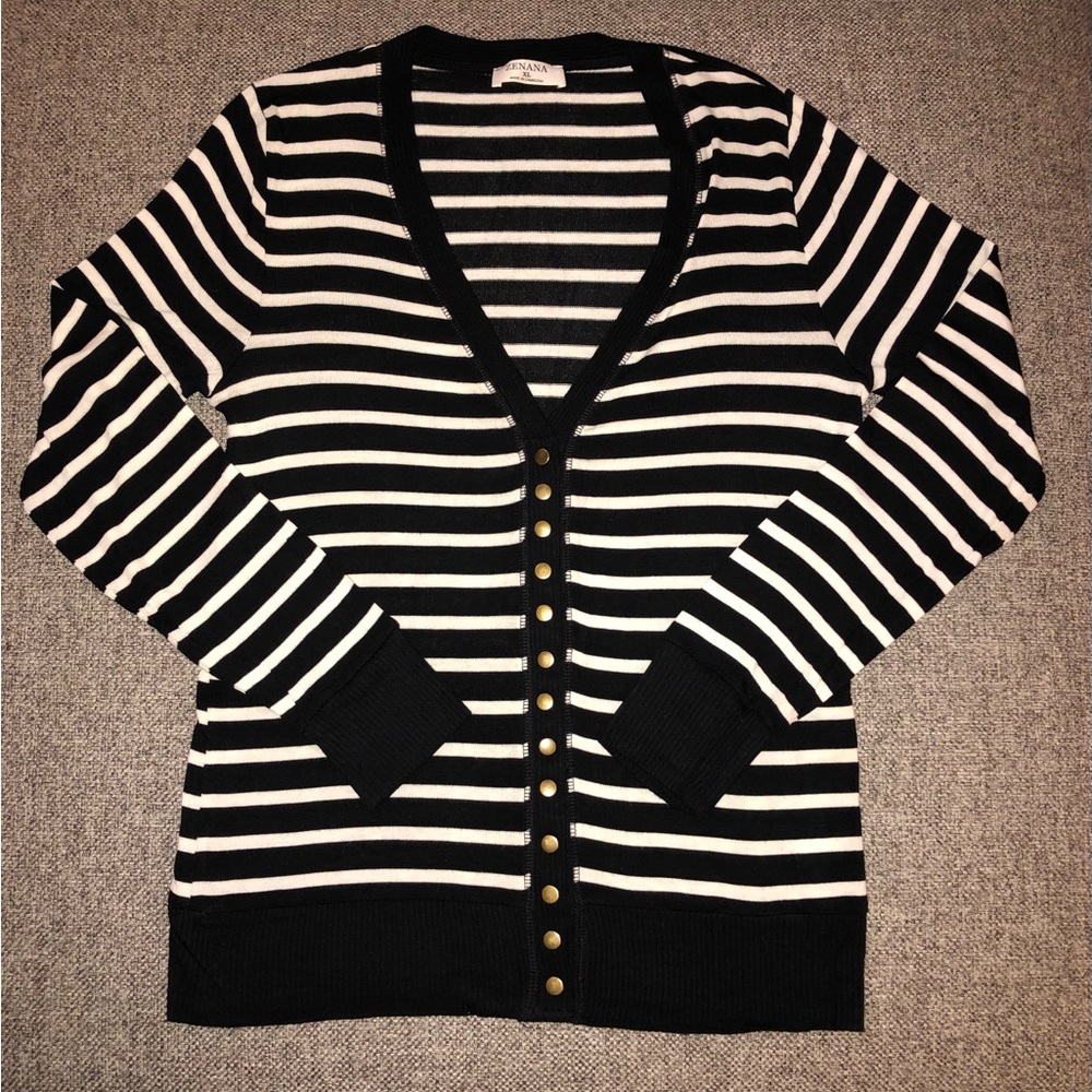 New without tags Women’s Zenana cardigan - Size XL